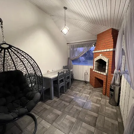 Harmony Bed & Breakfast Lazeshchyna